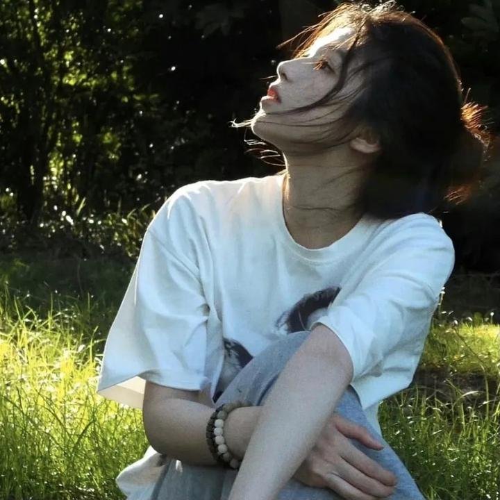早上下班的女人